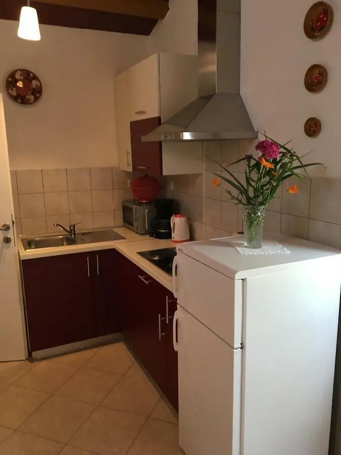 Leca- Small House ميدولين كرواتيا